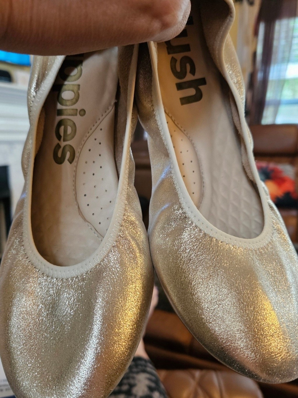 Hushpuppies Metallic Gold Chaste Ballet Flats - Women's Slip-On Comfort 8.5W